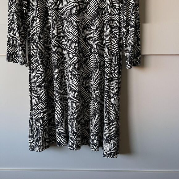 Hourglass Lilly Dress Womens XS/S Leaf Print Long Sleeve Midi Rayon Made in USA - Picture 4 of 12